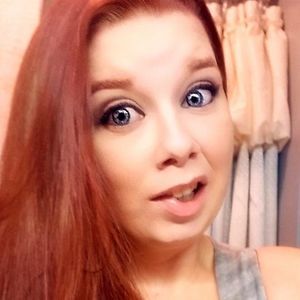 Meet your Posher, Cassandra